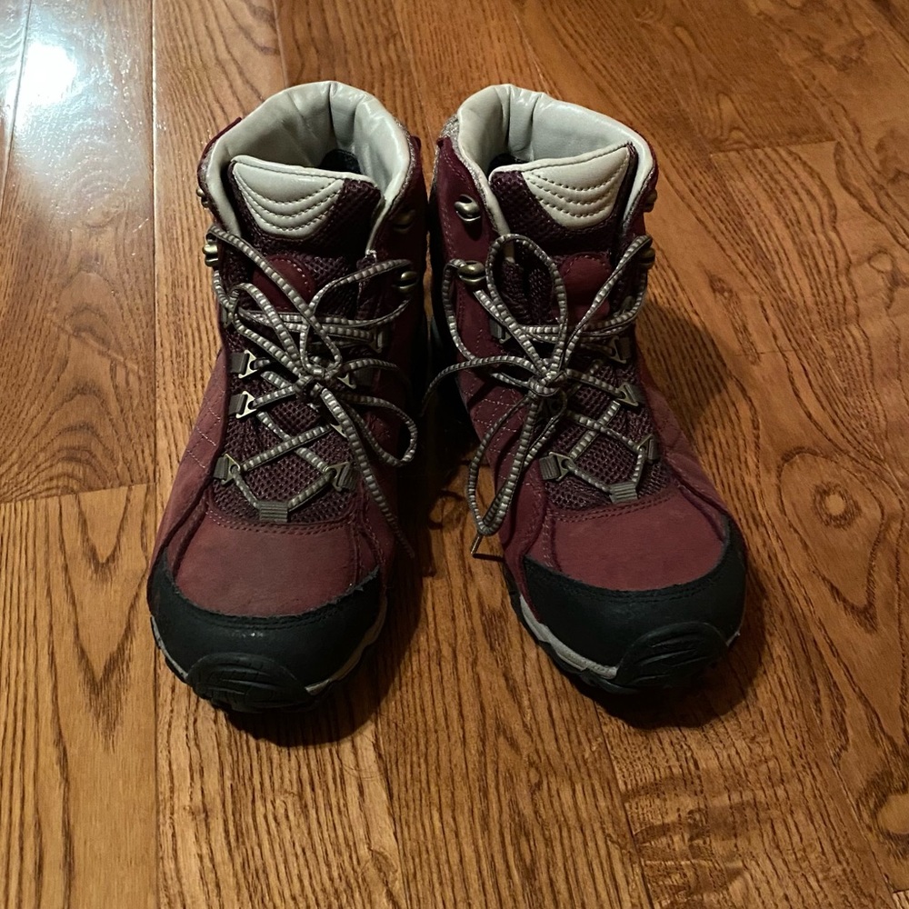 OBOZ Hiking Boots